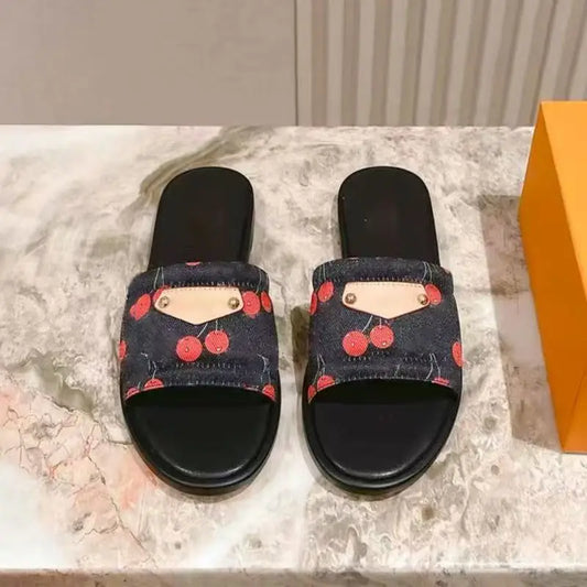 2025 Designer Luxury Summer High-end Denim Cherry embroidered letter-flat flat outerwear beach sandals